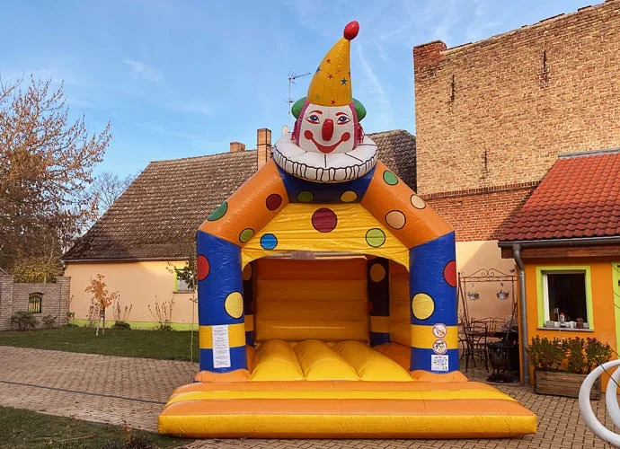 Hüpfburg “Clown”