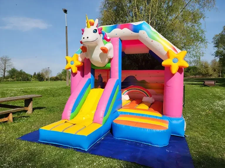 Einhorn Hüpfburg mit Rutsche