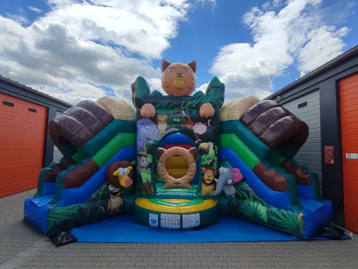 Hüpfburg  „Animal Kingdom “