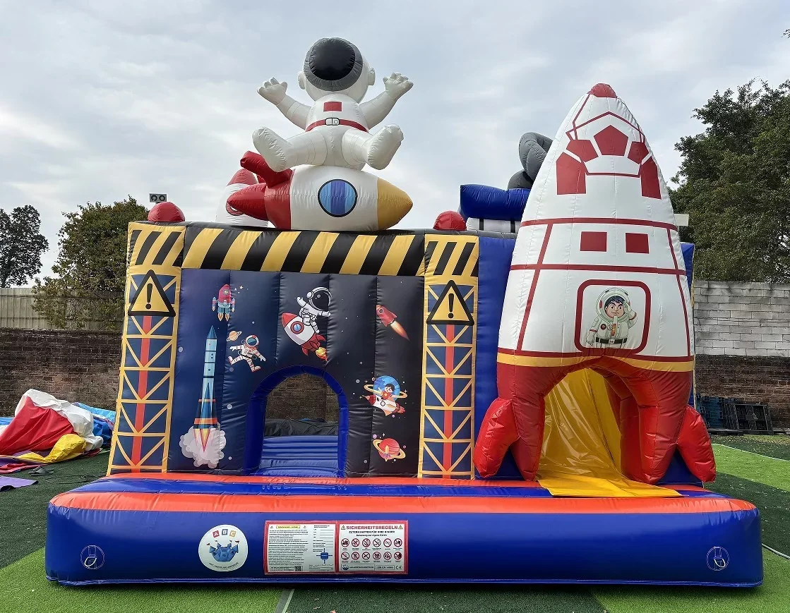 Hüpfburg Astronaut