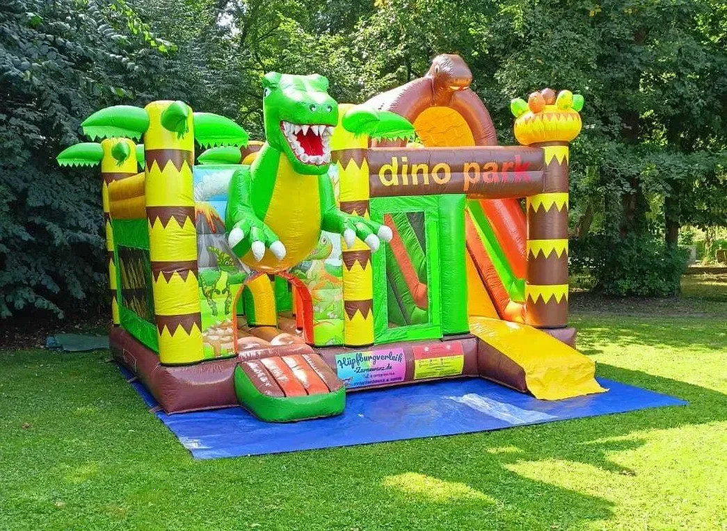 Hüpfburg Dino Park